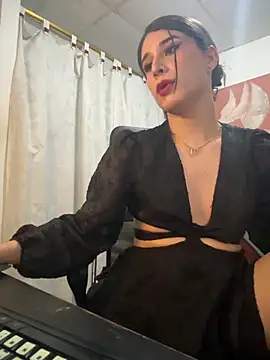 misstresbigcockts online show from 10-11-25, 04:38