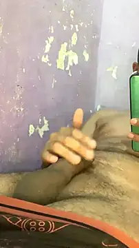 Snapshot of Sexy_king4 chatting on 03-18-25, 10:36 Sexy king4 online show from 03-18-25, 10:36