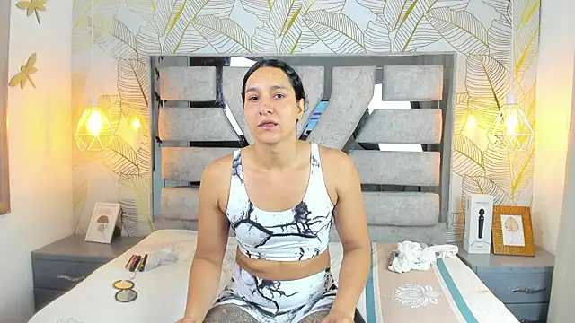 Alison Chan  online show from 02-28-26, 02:07