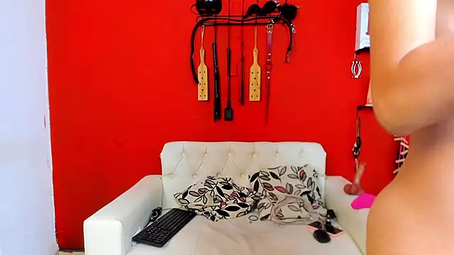 Snapshot of MIA_SOPHIA1 chatting on 01-28-25, 07:32 MIA SOPHIA1 online show from 01-28-25, 07:32