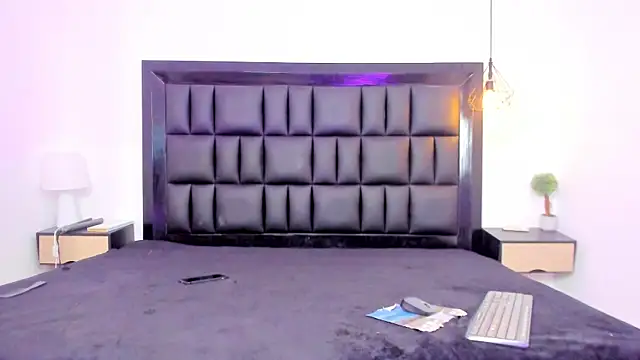 Snapshot of MIA_SOPHIA1 chatting on 09-12-25, 04:34 MIA SOPHIA1 online show from 09-12-25, 04:34