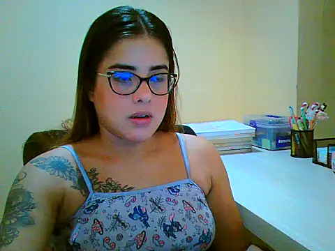 maliamiller online show from 12-22-25, 11:02