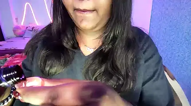 Snapshot of expression_queen chatting on 12-01-24, 09:26 expression queen online show from 12-01-24, 09:26