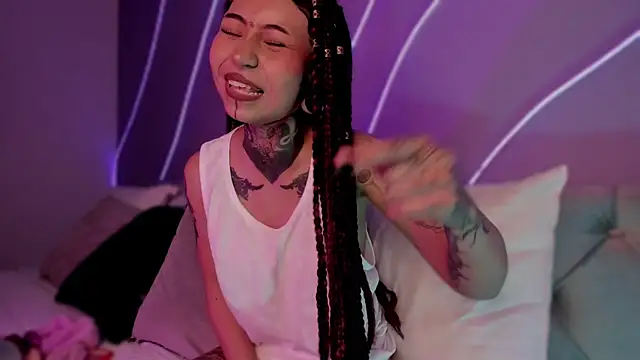 Evangeline bell online show from 01-11-25, 03:52