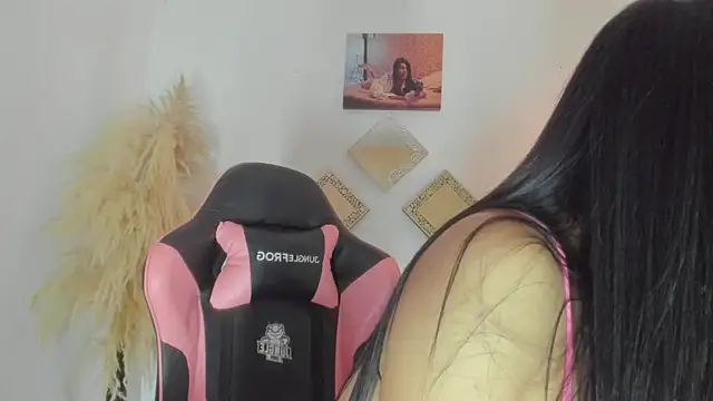 kattadoll online show from 03-18-26, 01:36