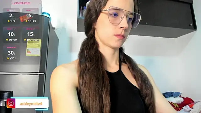  ashleymiller online show from 11-21-25, 06:50