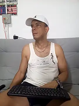 latinmartin73 online show from 02-13-25, 11:37