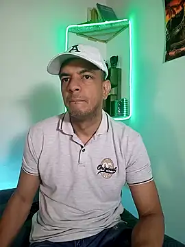 latinmartin73 online show from 02-24-25, 01:24