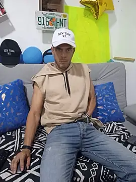 latinmartin73 online show from 10-09-25, 11:47