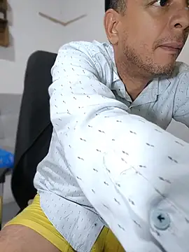 latinmartin73 online show from 04-27-26, 11:58