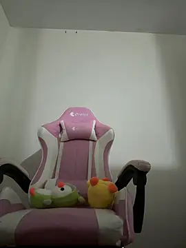 Snapshot of kittyfresita chatting on 01-13-25, 11:38 kittyfresita online show from 01-13-25, 11:38