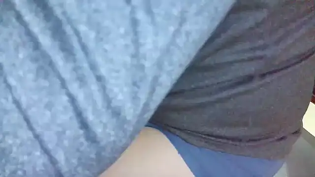 Snapshot of huzi518 chatting on 03-17-25, 04:33 huzi518 online show from 03-17-25, 04:33