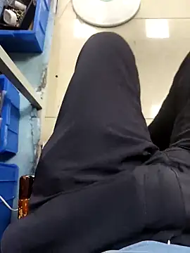 Snapshot of huzi518 chatting on 09-19-25, 07:54 huzi518 online show from 09-19-25, 07:54