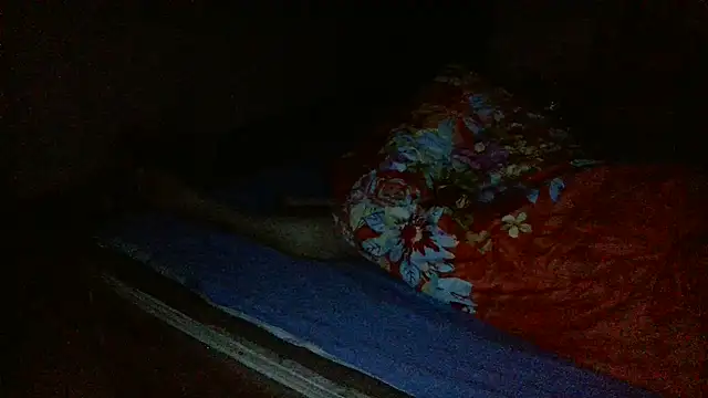 Snapshot of huzi518 chatting on 10-14-25, 10:43 huzi518 online show from 10-14-25, 10:43