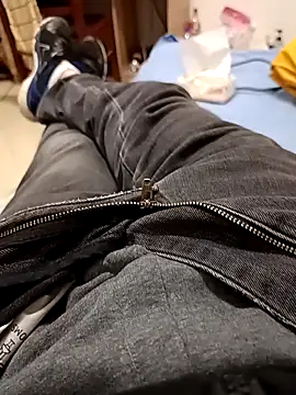 Snapshot of huzi518 chatting on 02-04-26, 11:38 huzi518 online show from 02-04-26, 11:38