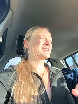 Snapshot of godspot_ chatting on 11-02-25, 02:41 godspot  online show from 11-02-25, 02:41