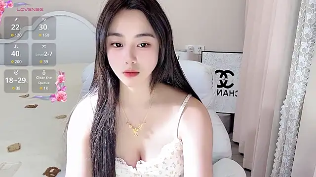 Caitlyn   online show from 02-11-25, 02:35