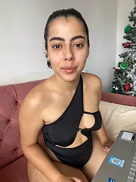 DakotaShelby online show from 12-17-24, 10:11