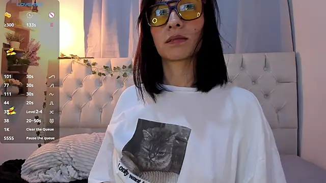 savagequeenbee7 online show from 01-07-25, 12:52