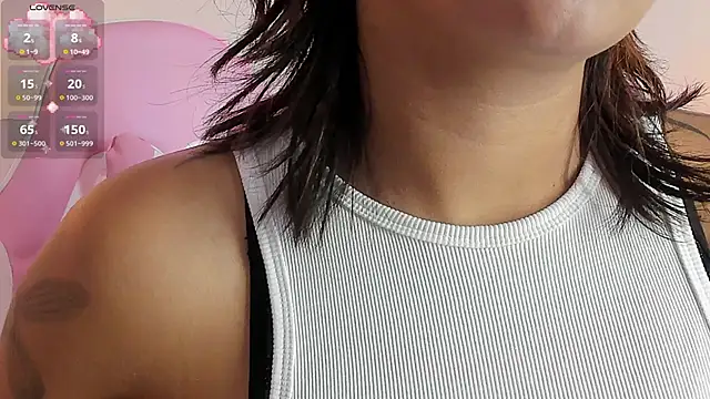 Snapshot of soy_jess03 chatting on 09-27-25, 12:10 soy jess03 online show from 09-27-25, 12:10