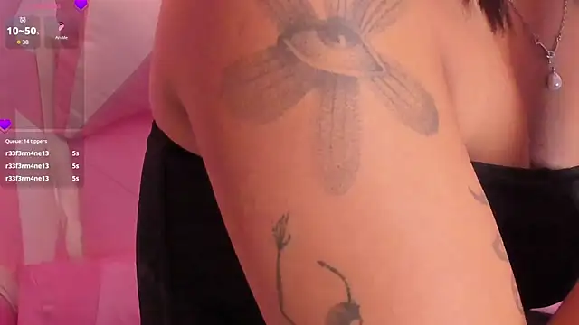 Snapshot of soy_jess03 chatting on 10-13-25, 12:16 soy jess03 online show from 10-13-25, 12:16