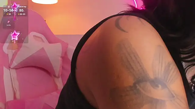 Snapshot of soy_jess03 chatting on 10-24-25, 12:34 soy jess03 online show from 10-24-25, 12:34