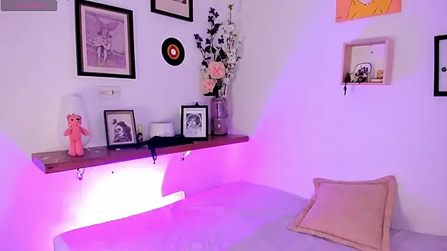 Snapshot of soy_jess03 chatting on 12-02-25, 01:17 soy jess03 online show from 12-02-25, 01:17