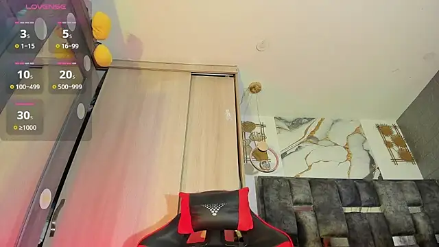 zandra milf  online show from 03-12-25, 11:53