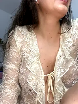 tatianaAlvarez1 online show from 09-14-25, 09:03