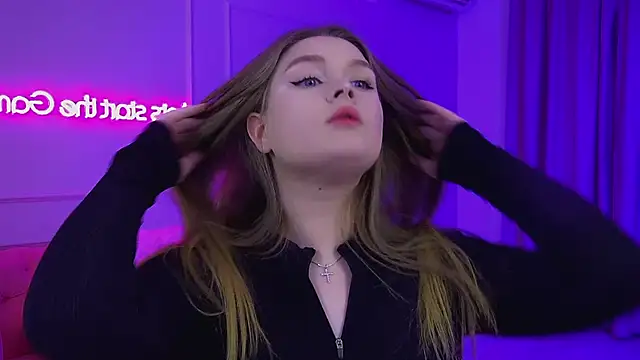 CrystalLyons online show from 02-16-26, 06:26