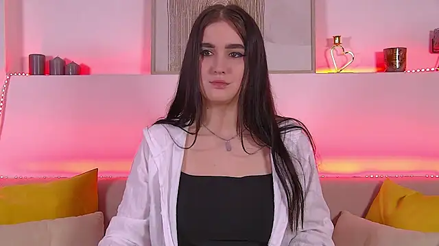 ChristinaMilton online show from 02-01-25, 06:51