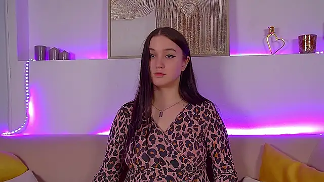 ChristinaMilton online show from 03-08-25, 12:55