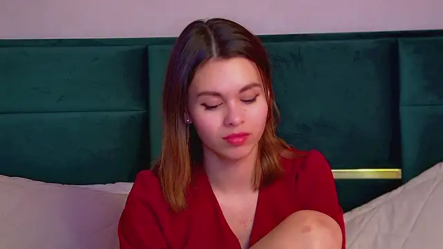 Snapshot of PollyLanders chatting on 03-03-25, 05:42 PollyLanders online show from 03-03-25, 05:42