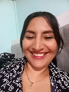 Snapshot of ELISA_90 chatting on 01-29-25, 10:01 ELISA 90 online show from 01-29-25, 10:01