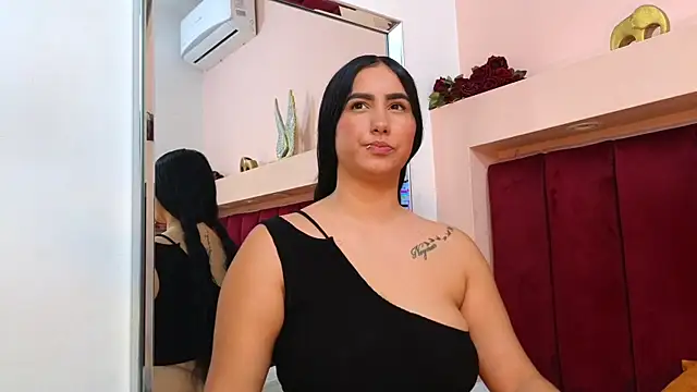 JESSYCORTES online show from 01-24-25, 04:49