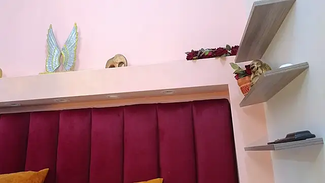 JESSYCORTES online show from 01-28-25, 01:38