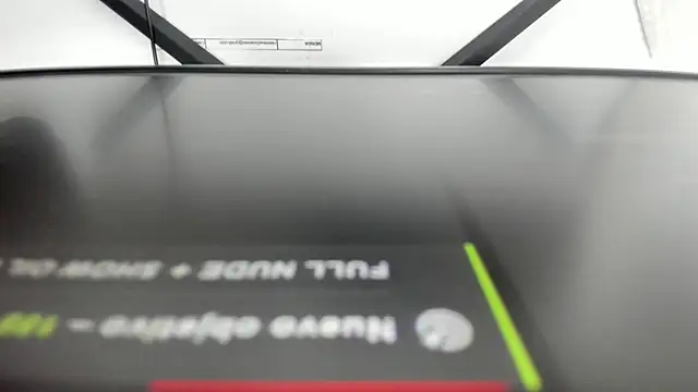 Snapshot of Molly_naughty__ chatting on 12-06-24, 11:44 Molly naughty online show from 12-06-24, 11:44