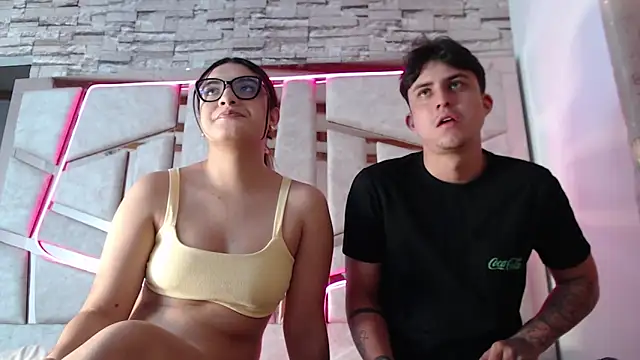 mia and austin online show from 01-16-25, 02:09