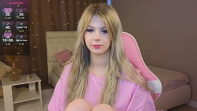 Snapshot of barbieee_b chatting on 03-02-25, 07:43 barbieee b online show from 03-02-25, 07:43