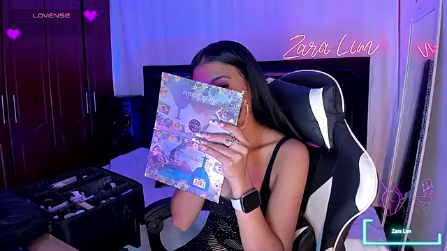 ZaraLim online show from 11-13-25, 09:36