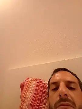 Snapshot of Porzz-6 chatting on 09-25-25, 01:31 Porzz-6 online show from 09-25-25, 01:31