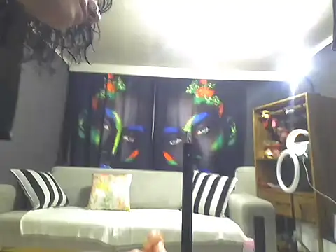 Bitter  online show from 02-20-25, 12:08