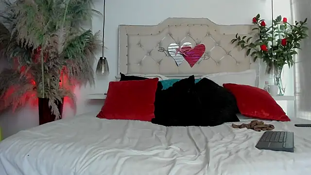 Samanthahavery44 online show from 10-16-25, 05:58