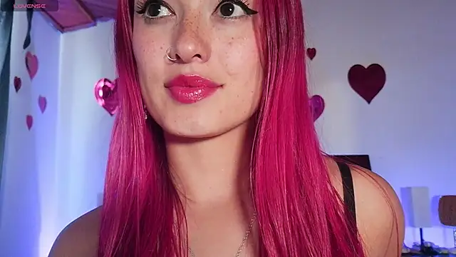 luccycollins  online show from 02-10-26, 02:43