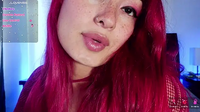 luccycollins  online show from 06-09-26, 03:45