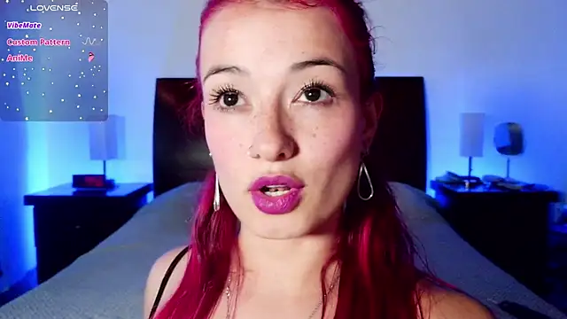 luccycollins  online show from 06-11-26, 02:59