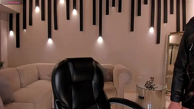 RebeccaHudson online show from 02-01-25, 03:19