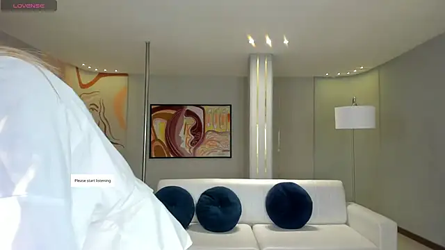 RebeccaHudson online show from 04-23-26, 08:00