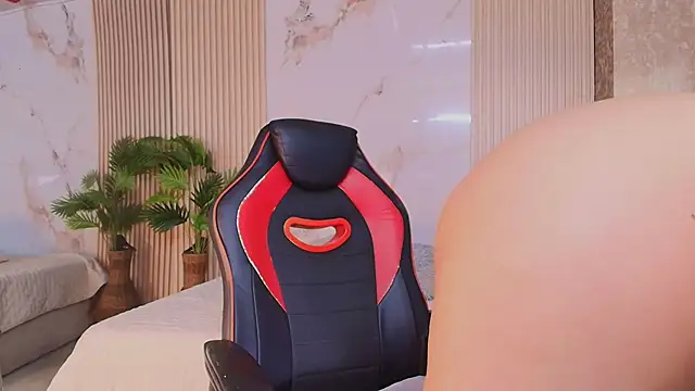 LanaBigTitties online show from 10-27-25, 09:30