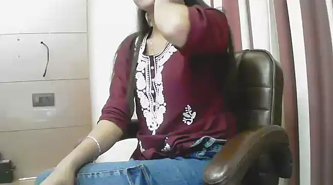 collage hoty online show from 03-22-25, 05:09